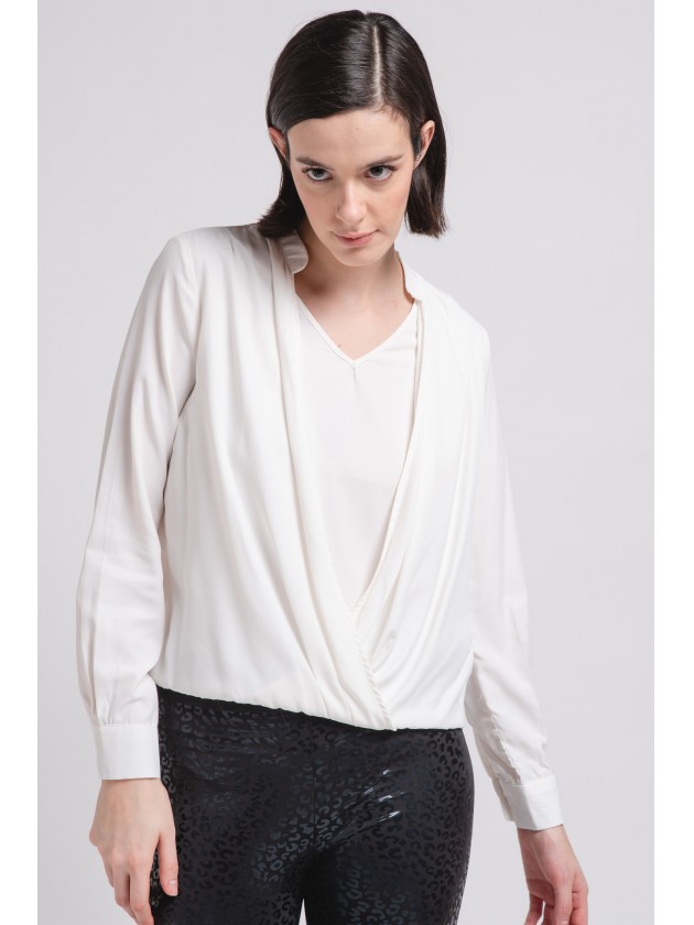 Assimetric blouse