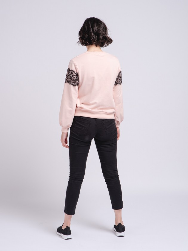 Sweater with lace
