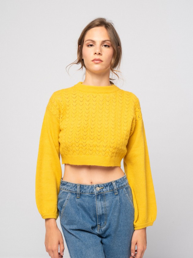 Short knit sweater