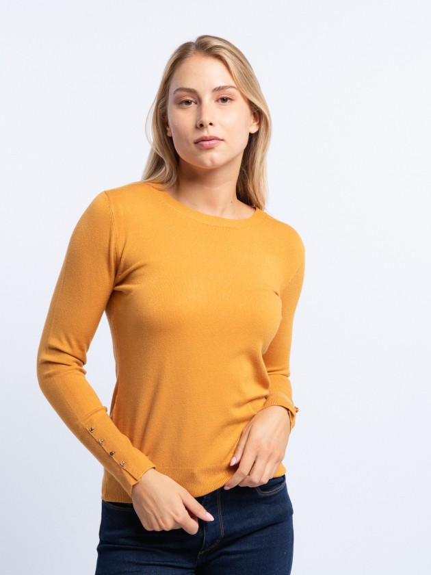 Basic r-neck sweater