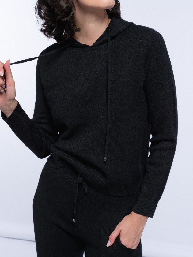 Knit hoodie