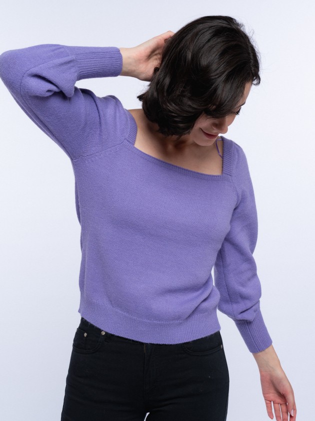 Sweater with ballon sleeves