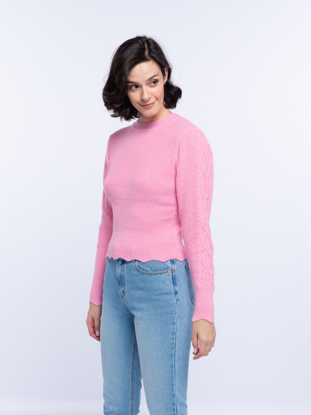 Sweater with balloon sleeves