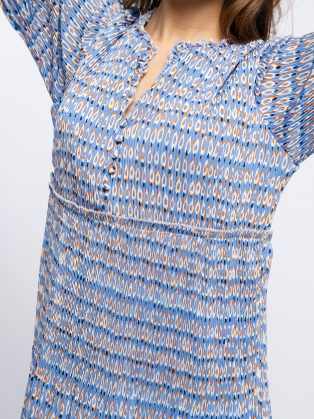 Vestido curto plissado fludo