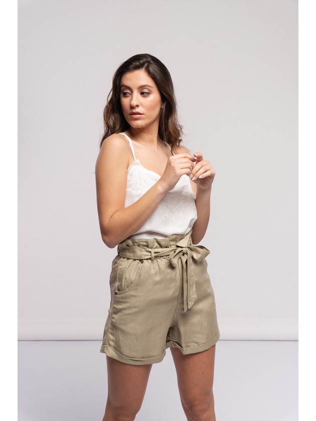 Linen shorts with belt