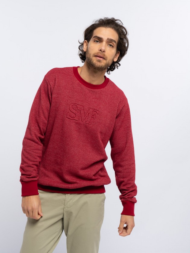 Sweater com bordado