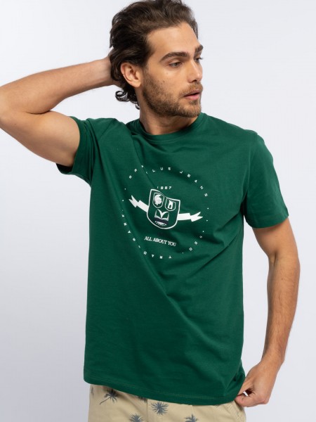 T-shirt básica com estampado