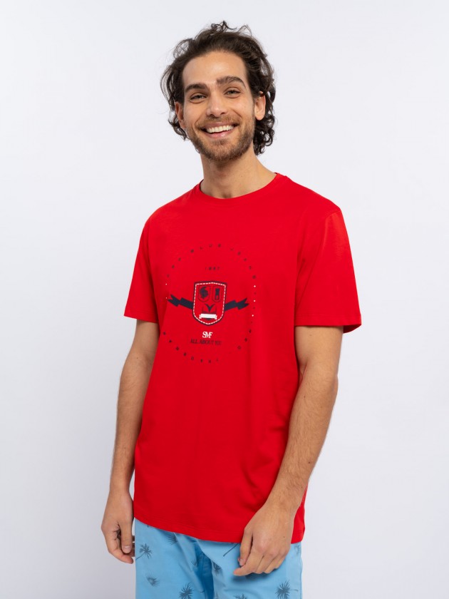 T-shirt bsica com estampado