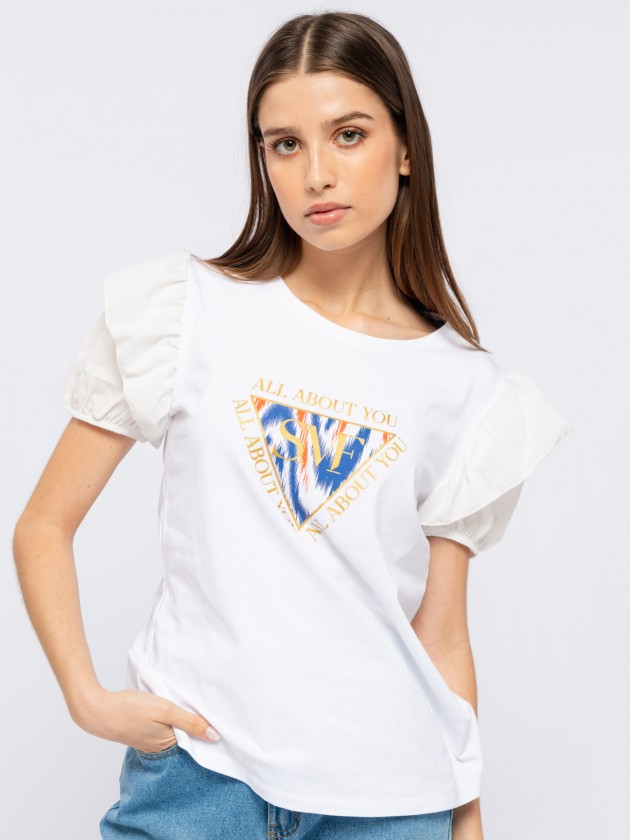T-shirt with balloon sleeve