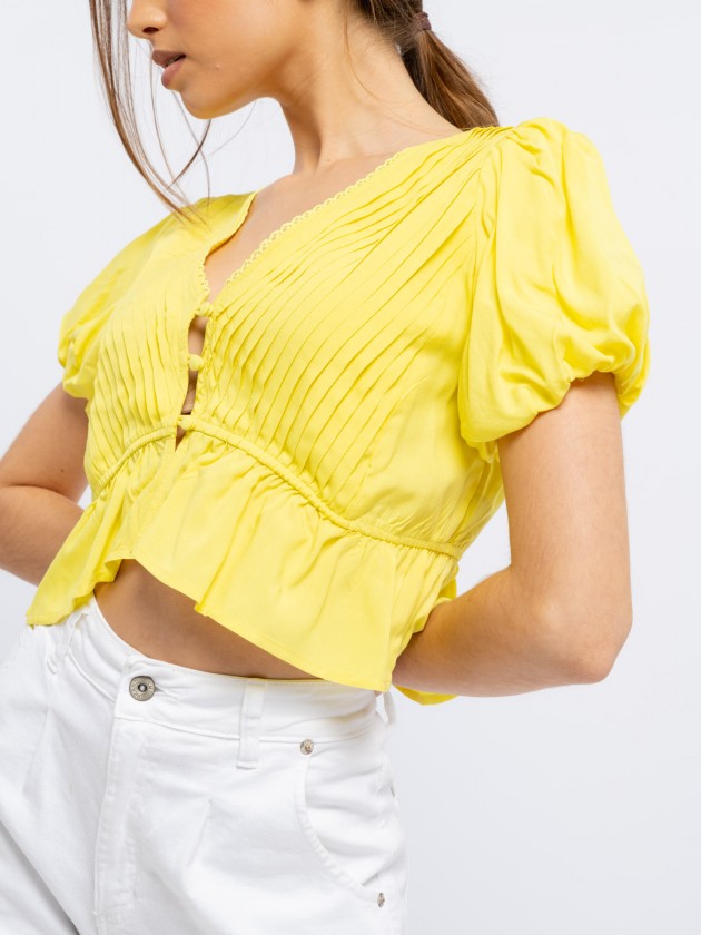 Short draped top with balloon sleeves