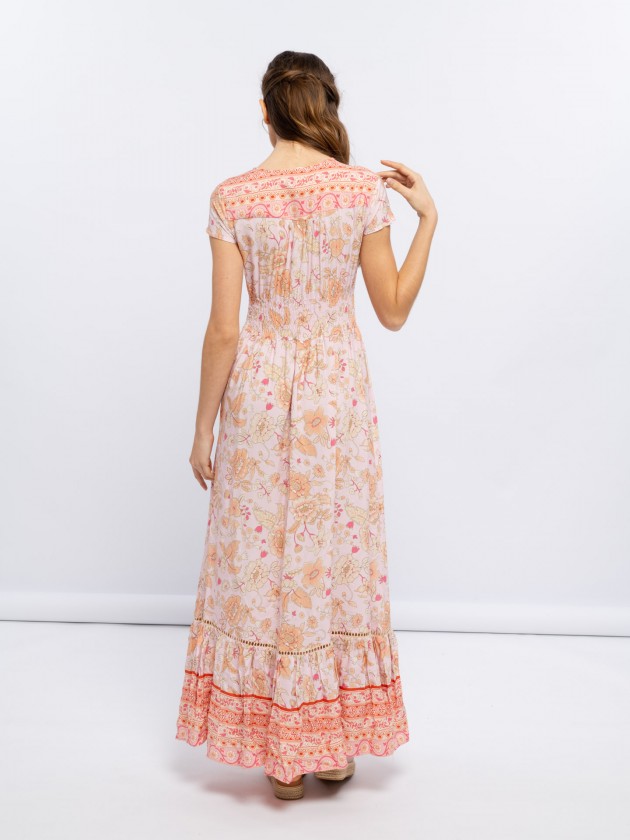 Flowing dress with short sleeve