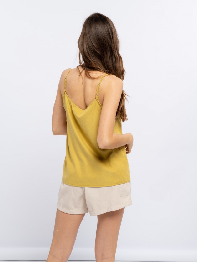Top de alas com renda