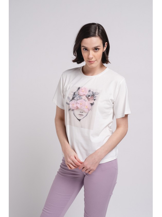 T-shirt com print e flores