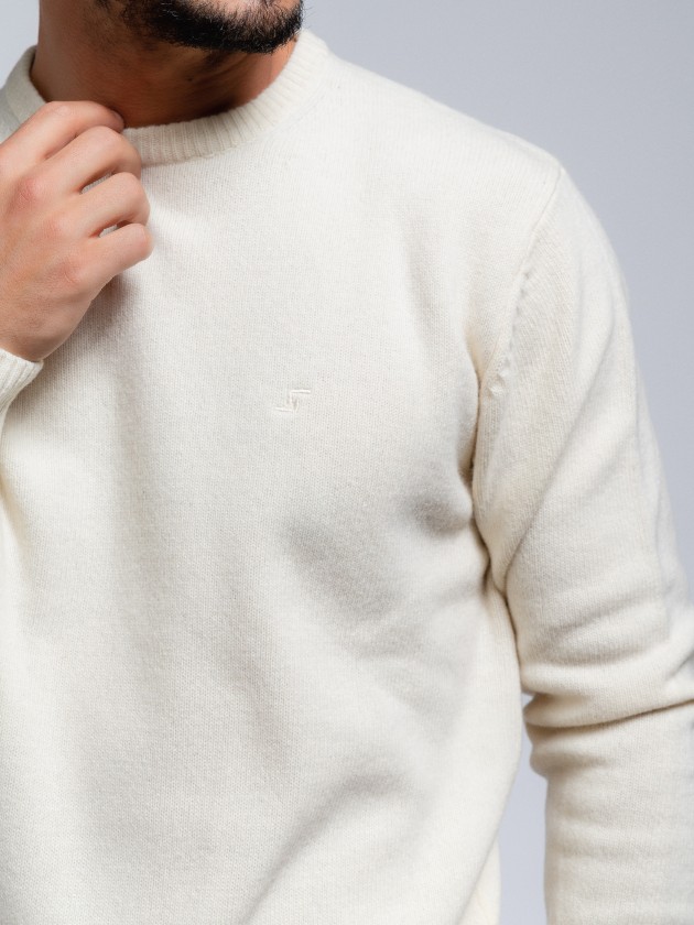 Thick knit sweater
