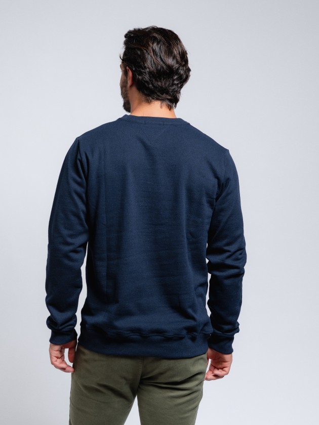 Sweater com decote redondo e bordado