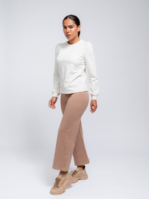 Sweater with large sleeves