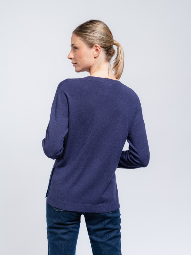 Basic v neck sweater