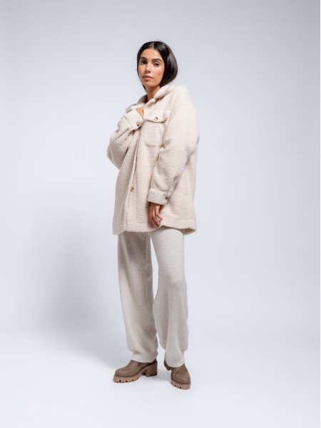 Fleece coat with pockets