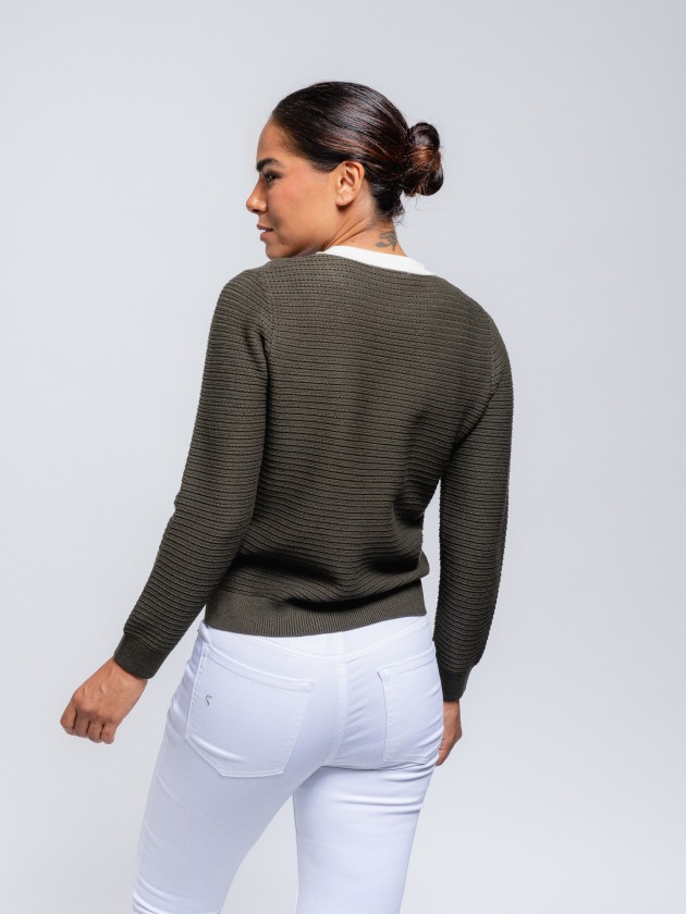 Sweater with pockets