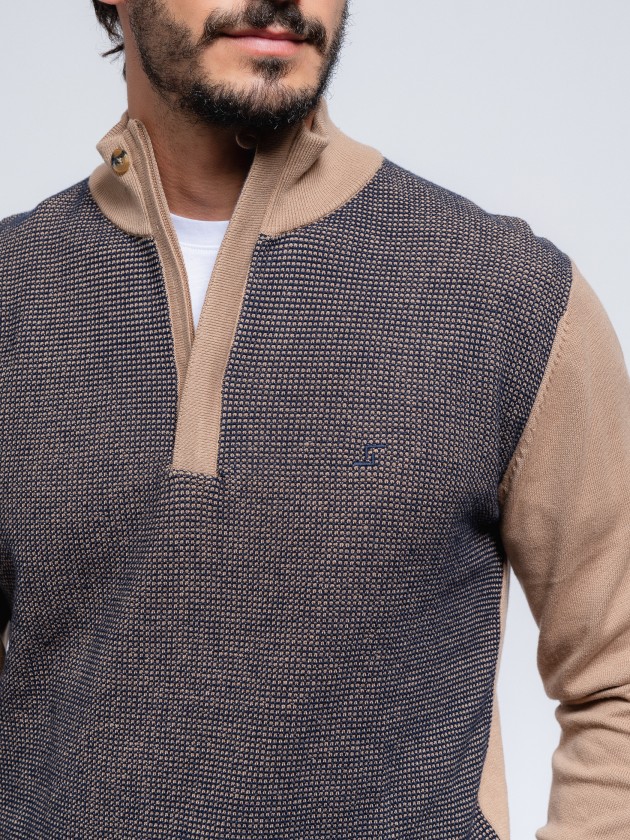 Polo de malha de duas cores