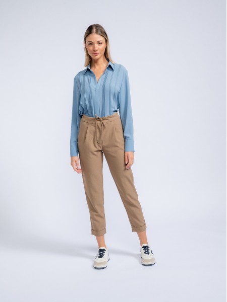 Relaxed trousers
