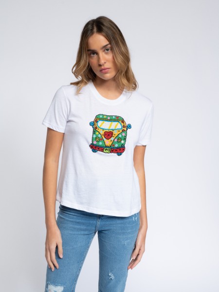 T-shirt with beads