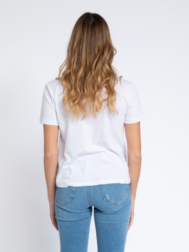 T-shirt com miangas