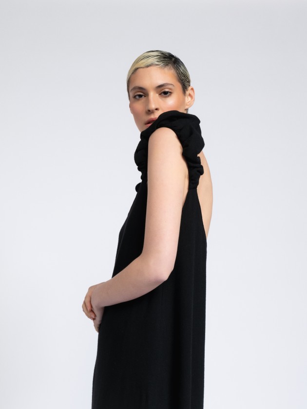 Vstido linho com folhos