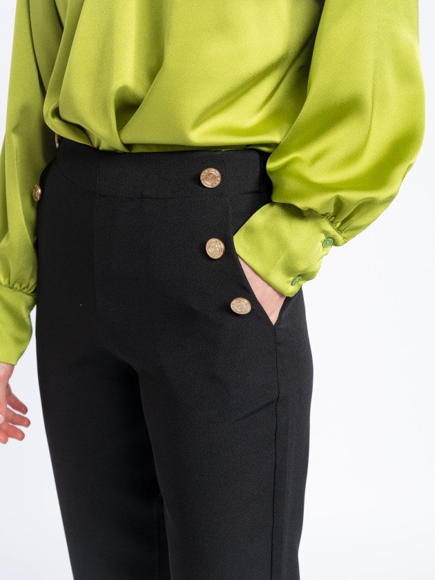 Straight pants with gold buttons