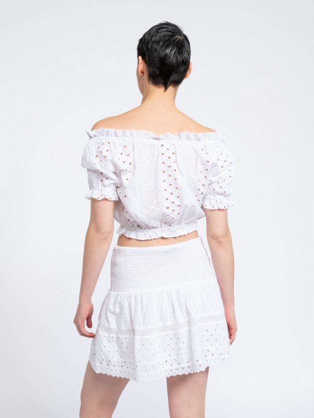 Off-the-shoulder embroidered blouse