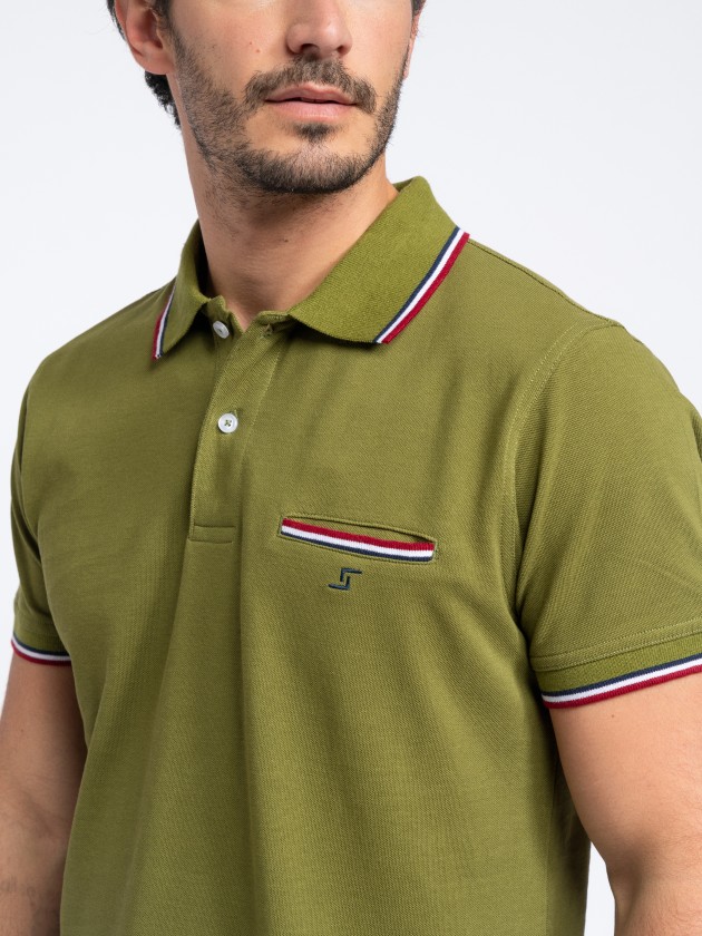 Polo pique com bolso