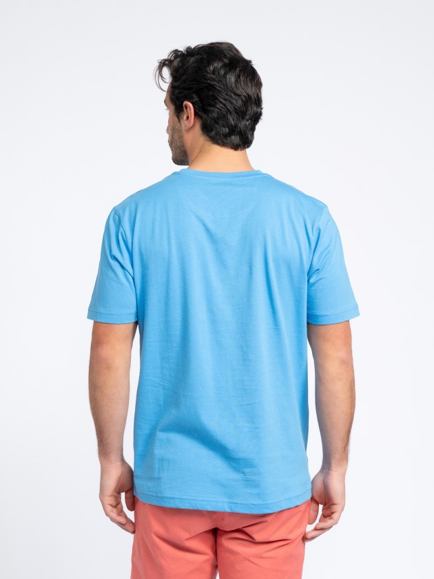 T-shirt básica com bordado