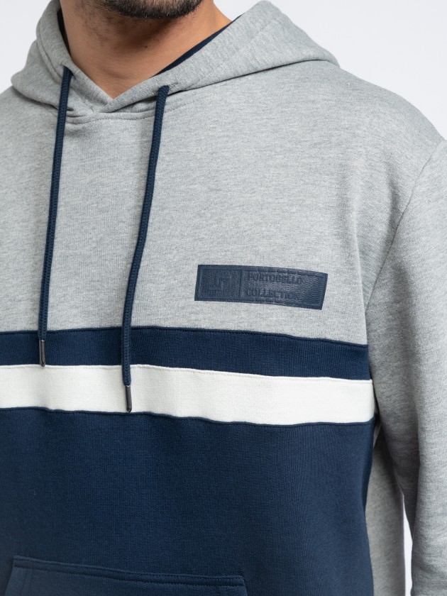 Sweater tricolor com estampado