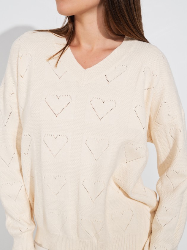 Knit sweater with hearts