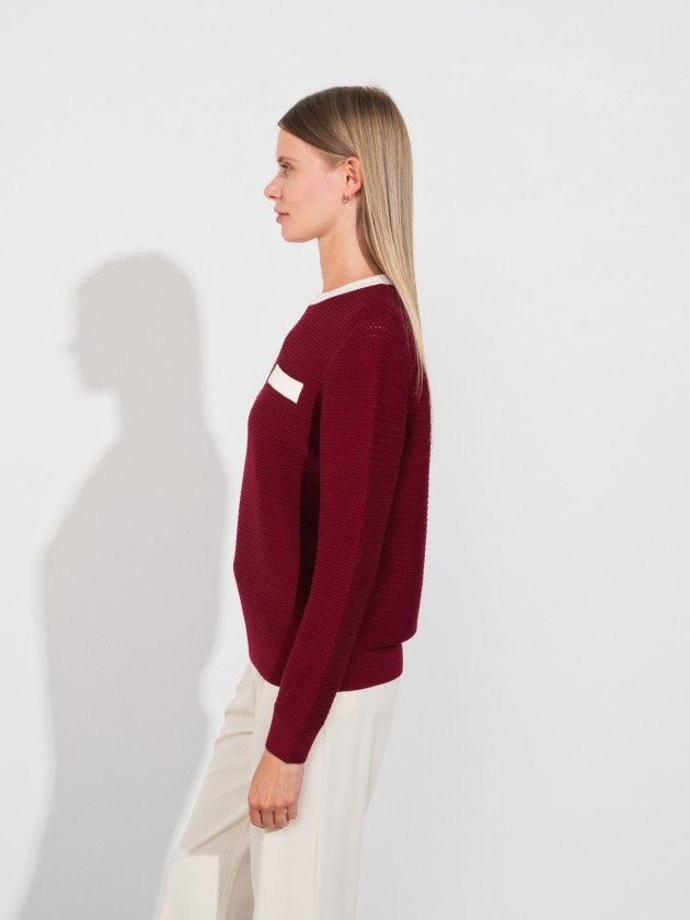Sweater with pockets