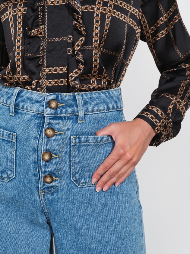 Pantalon jeans with buttons