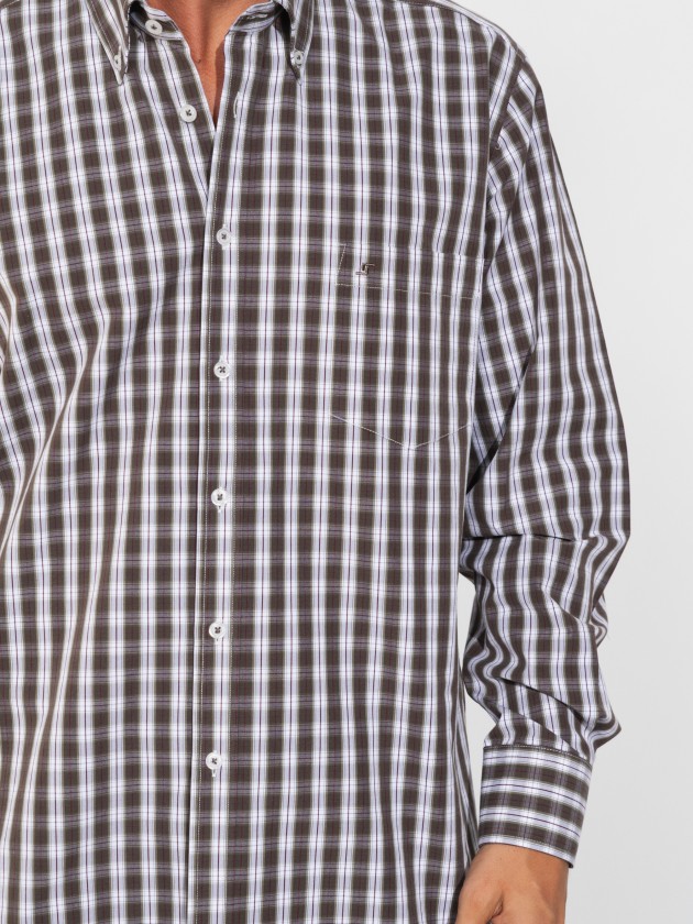 Short-sleeved linen shirt