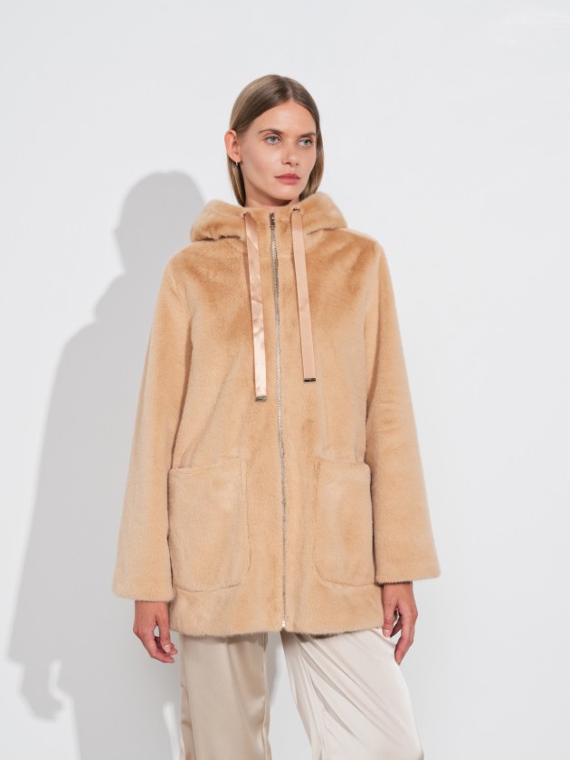 Casaco oversize com plo