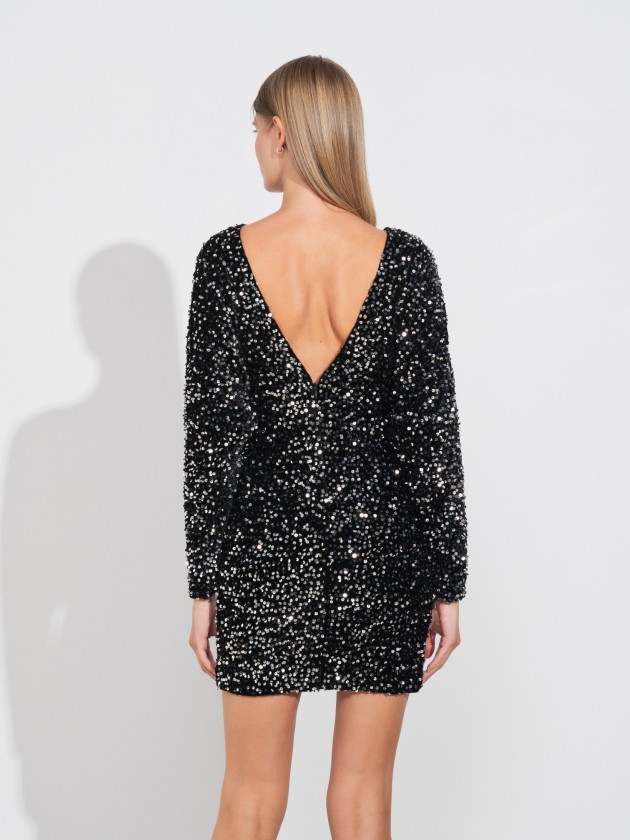 Short dress with sparkles