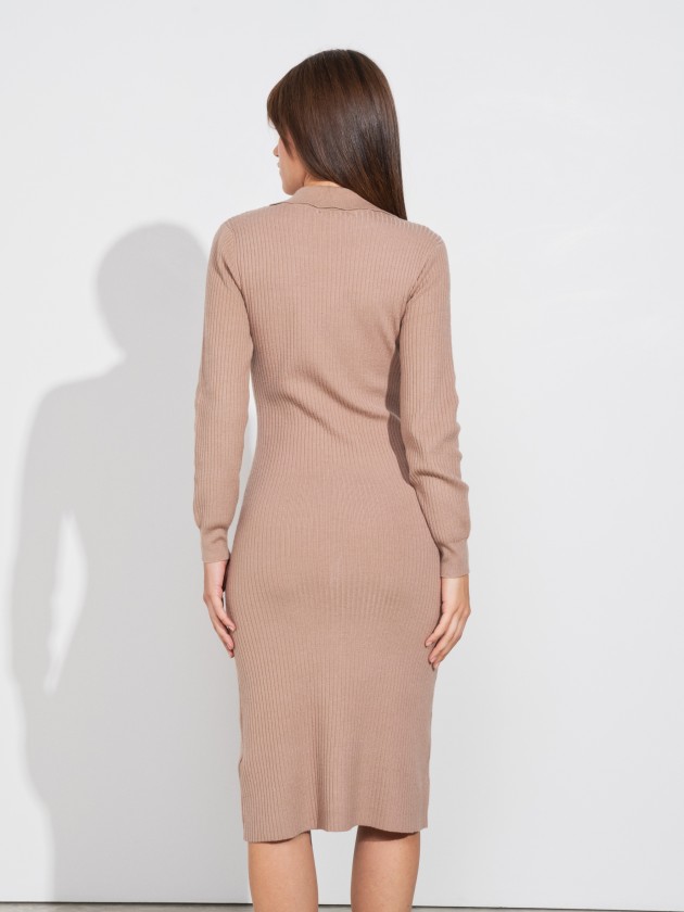 Knitwear dress with buttons