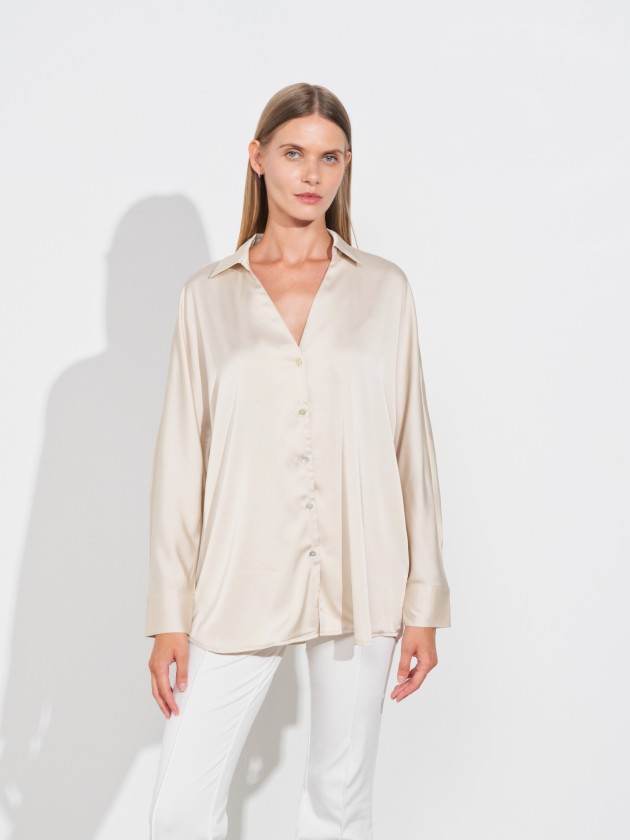 Blusa acetinada