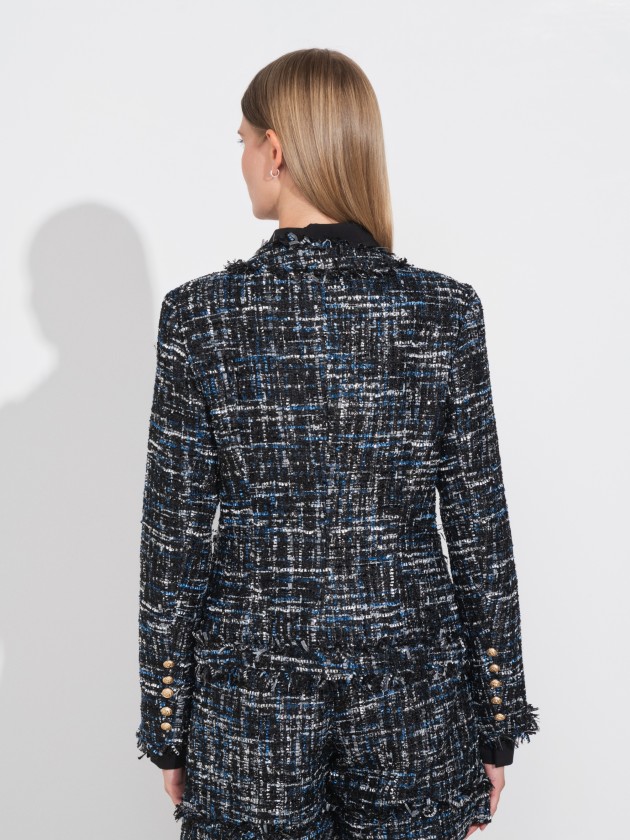 Blazer clssico com botes dourados