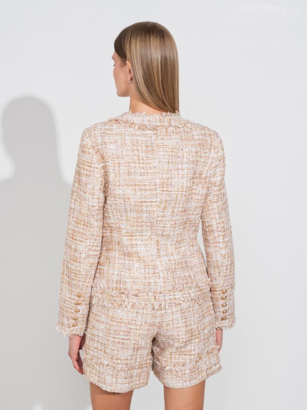 Blazer clssico com botes dourados