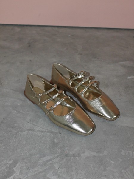Sapatos sabrinas metalizados