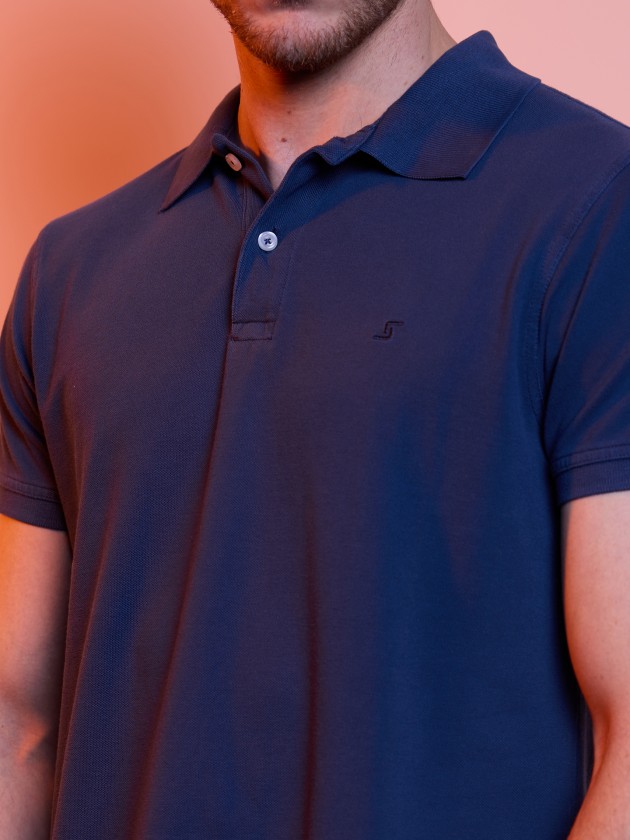 Embroided pike polo with pigmitation