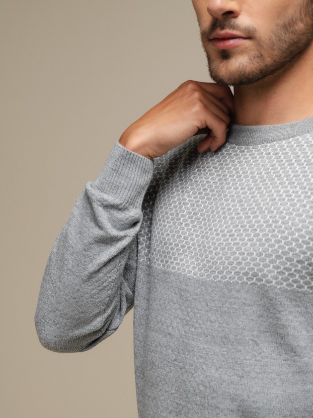 Two-tone jacquard knit sweater