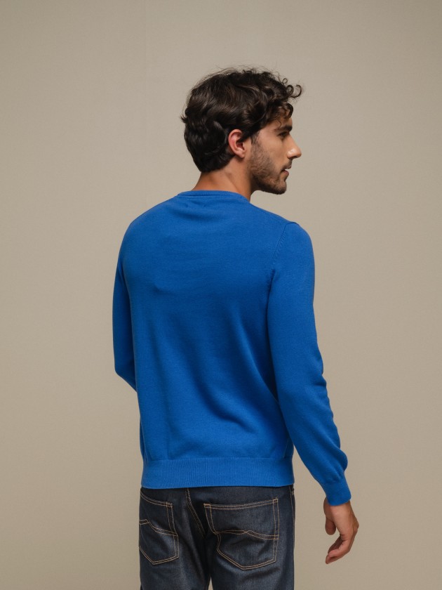 Pull en maille fine avec broderie