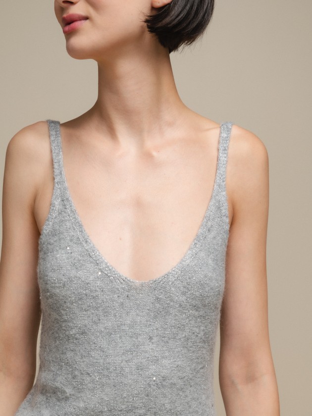 Knitwear top with straps