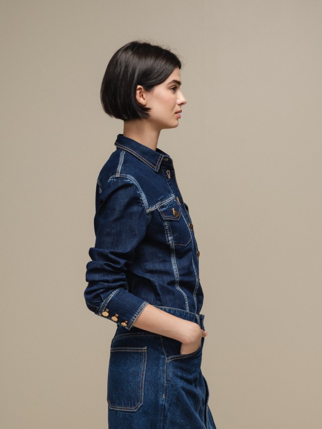 Denim shirt with plated cakes