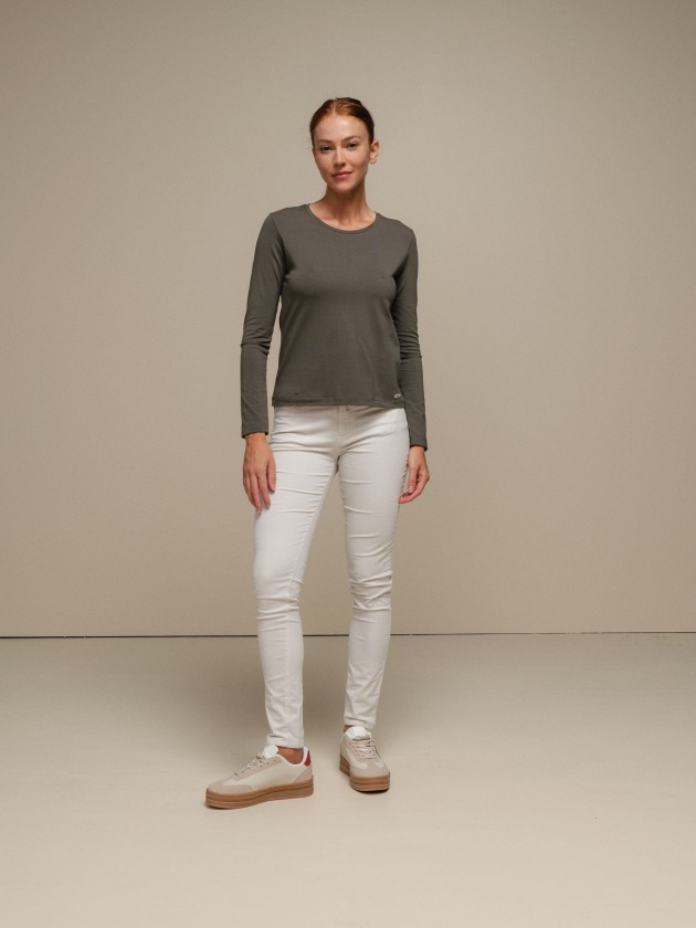 Basic long sleeve sweater